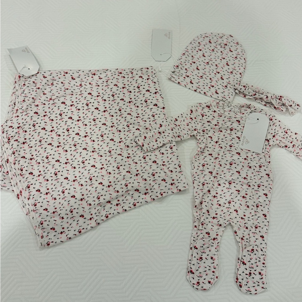 Gorgeous baby layette set